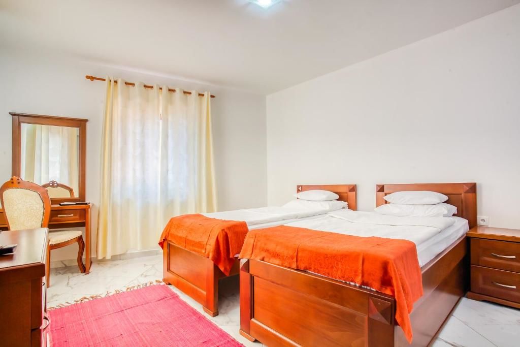 Отель Hotel Palata Venezia Улцинь