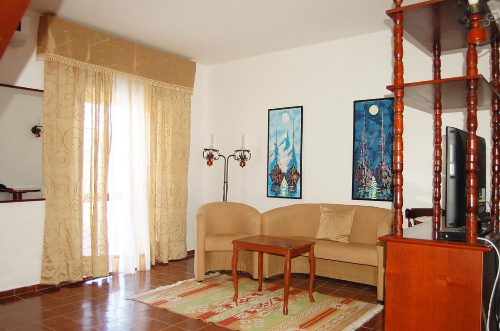 Отель Hotel Palata Venezia Улцинь