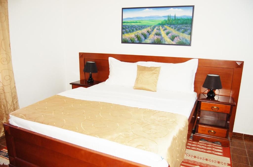 Отель Hotel Palata Venezia Улцинь