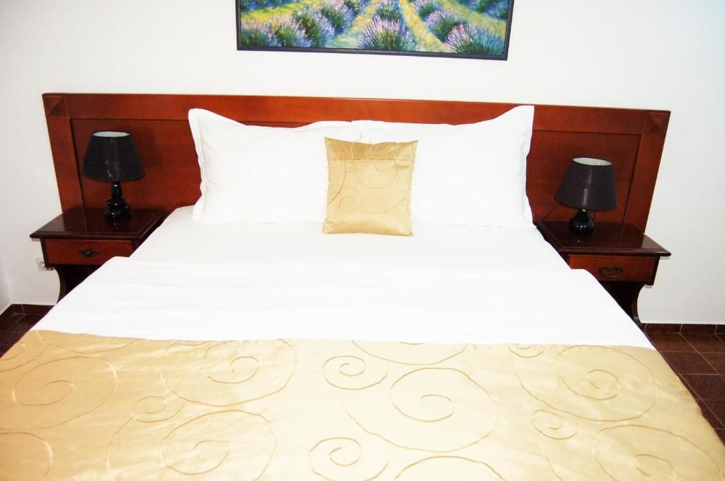 Отель Hotel Palata Venezia Улцинь