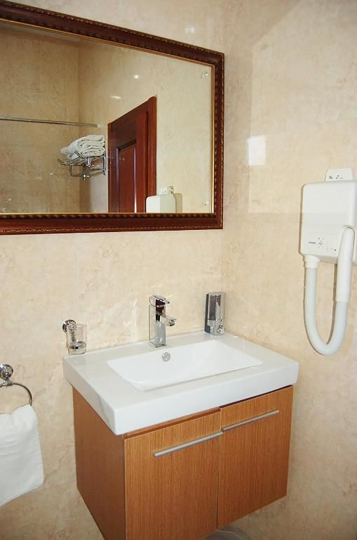 Отель Hotel Palata Venezia Улцинь