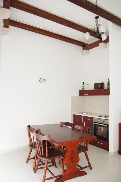 Отель Hotel Palata Venezia Улцинь