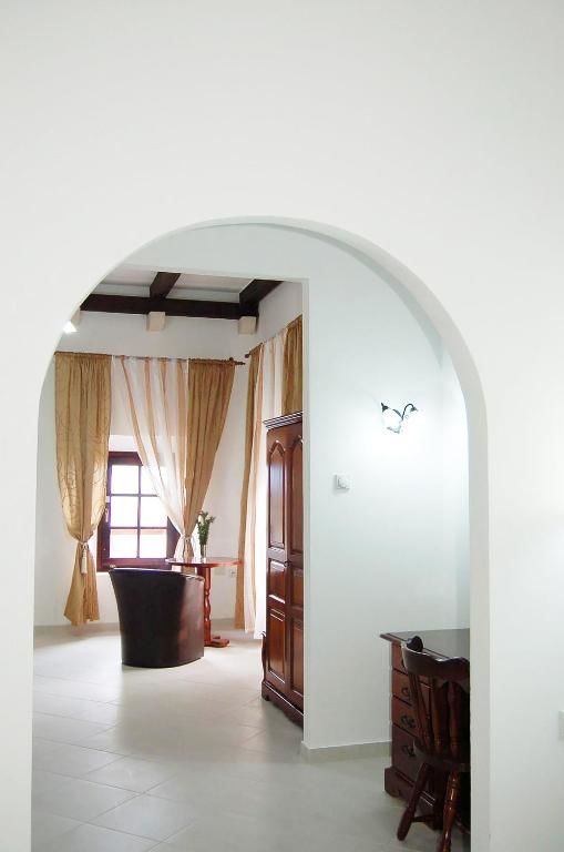 Отель Hotel Palata Venezia Улцинь