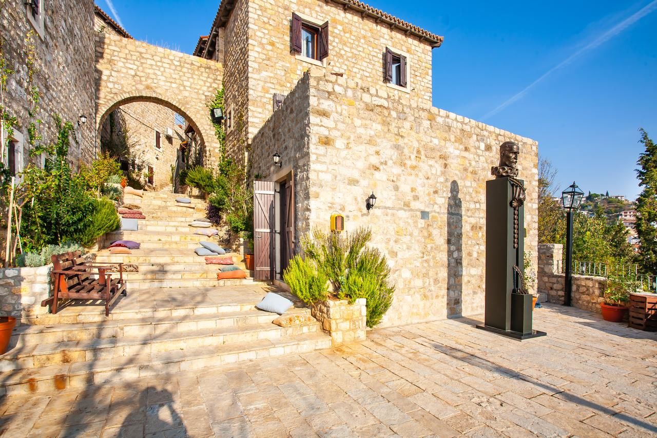 Отель Hotel Palata Venezia Улцинь