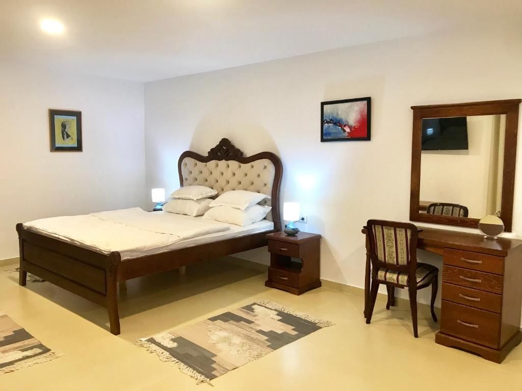 Отель Hotel Palata Venezia Улцинь