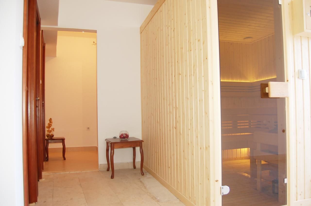 Отель Hotel Palata Venezia Улцинь-36