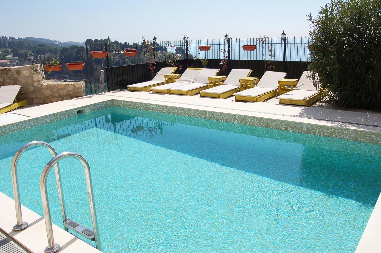 Отель Hotel Palata Venezia Улцинь-41