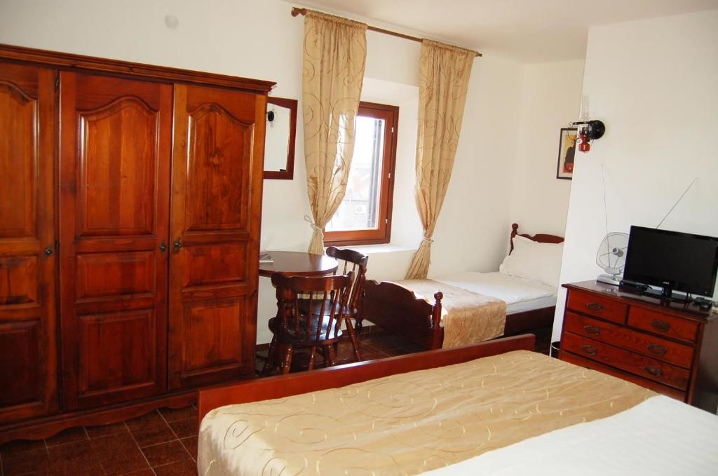 Отель Hotel Palata Venezia Улцинь