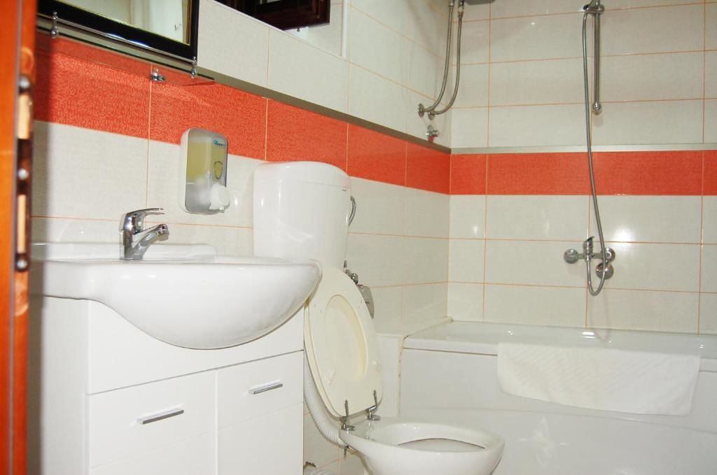 Отель Hotel Palata Venezia Улцинь