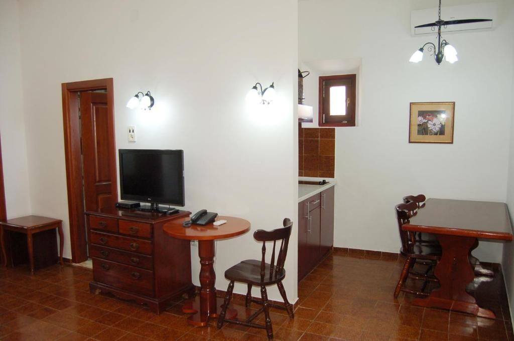 Отель Hotel Palata Venezia Улцинь-73