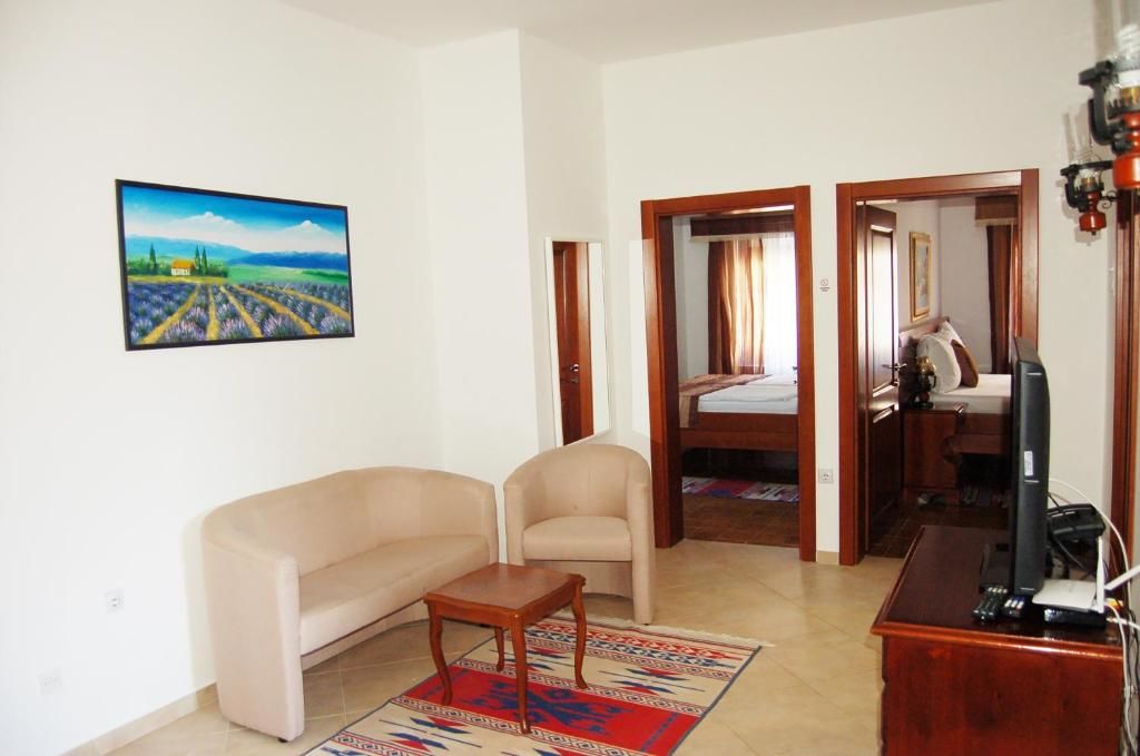 Отель Hotel Palata Venezia Улцинь-89