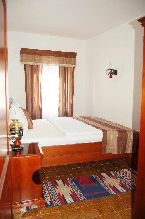 Отель Hotel Palata Venezia Улцинь-91