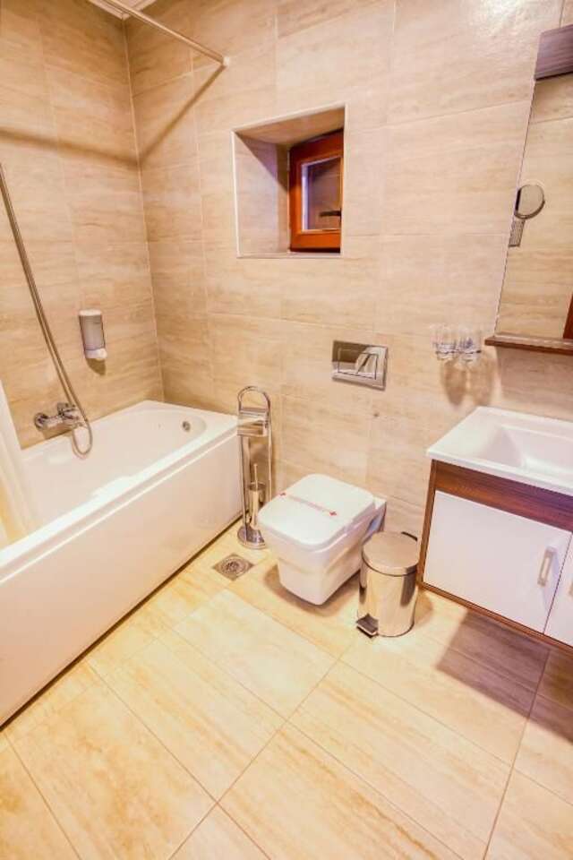 Отель Hotel Palata Venezia Улцинь-105