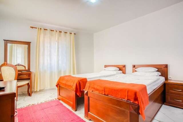 Отель Hotel Palata Venezia Улцинь-108