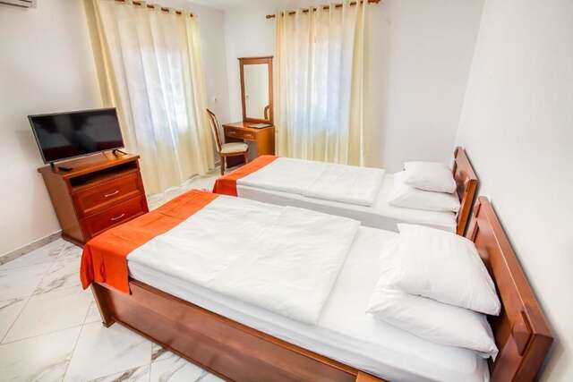 Отель Hotel Palata Venezia Улцинь-110