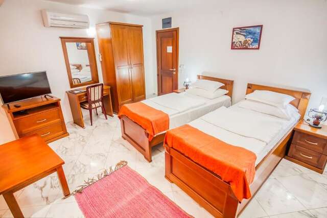 Отель Hotel Palata Venezia Улцинь-115