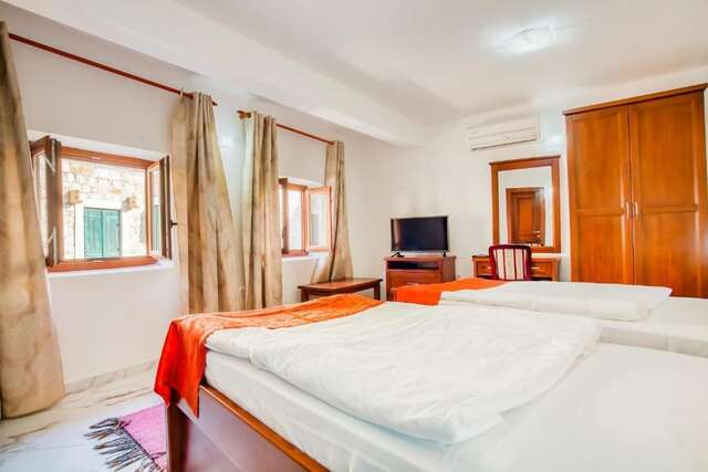 Отель Hotel Palata Venezia Улцинь-116