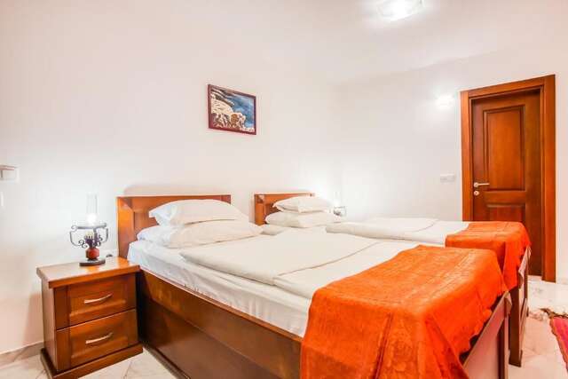 Отель Hotel Palata Venezia Улцинь-119