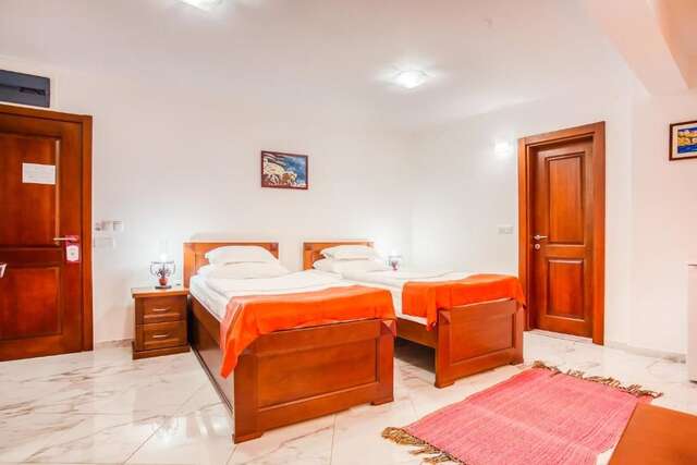 Отель Hotel Palata Venezia Улцинь-120