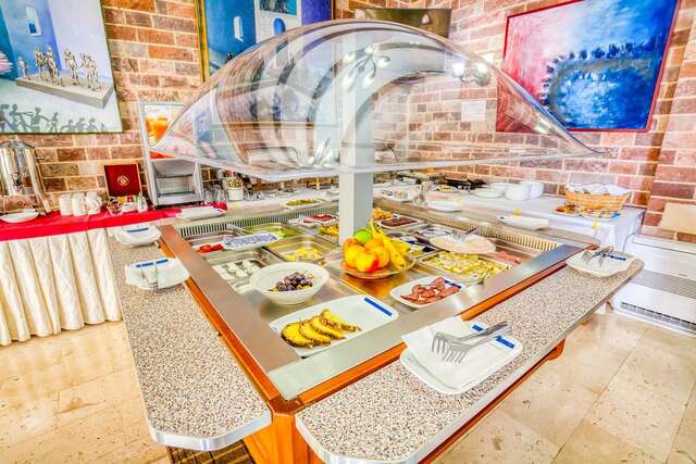 Отель Hotel Palata Venezia Улцинь-15