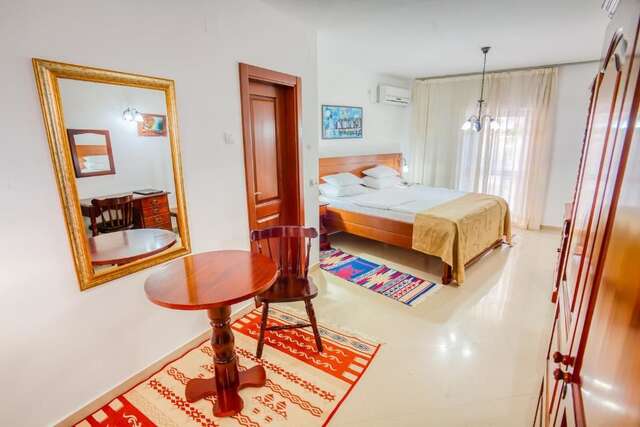 Отель Hotel Palata Venezia Улцинь-51