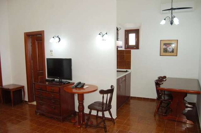 Отель Hotel Palata Venezia Улцинь-72