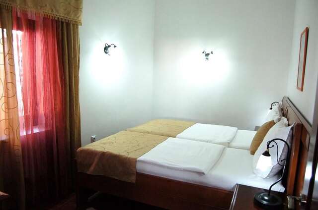 Отель Hotel Palata Venezia Улцинь-81