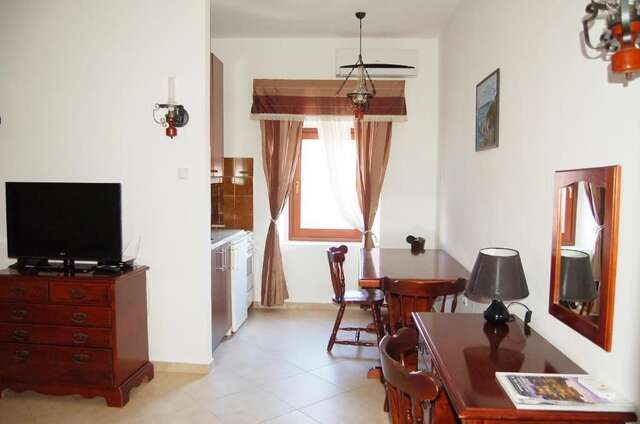 Отель Hotel Palata Venezia Улцинь-87