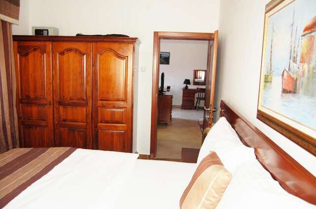 Отель Hotel Palata Venezia Улцинь-93