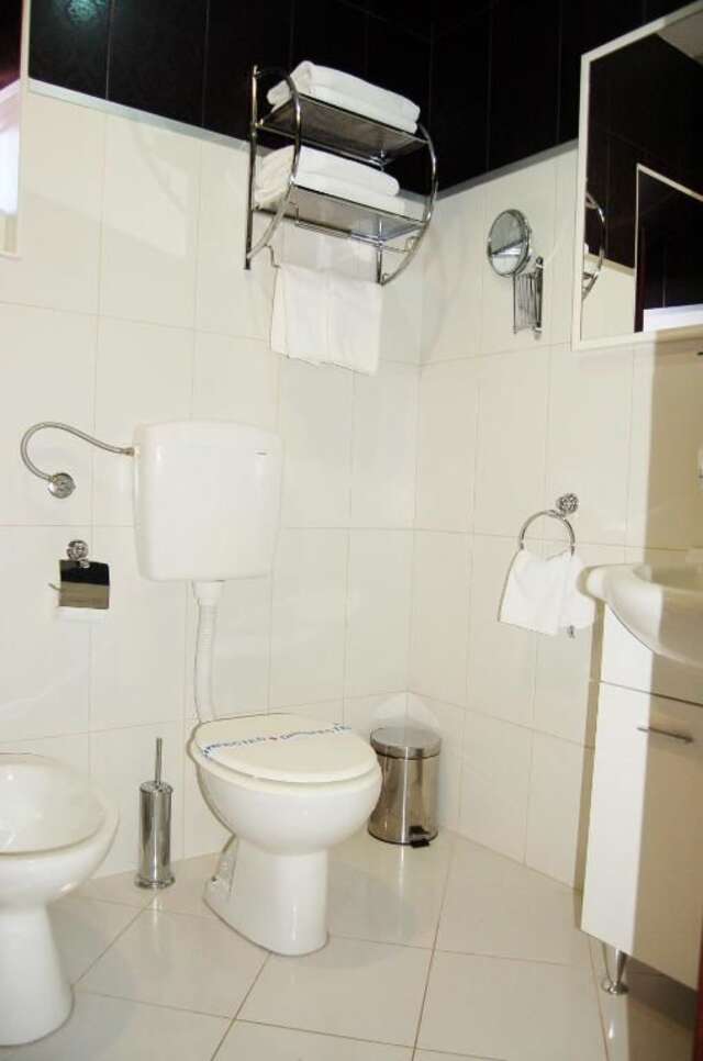 Отель Hotel Palata Venezia Улцинь-100